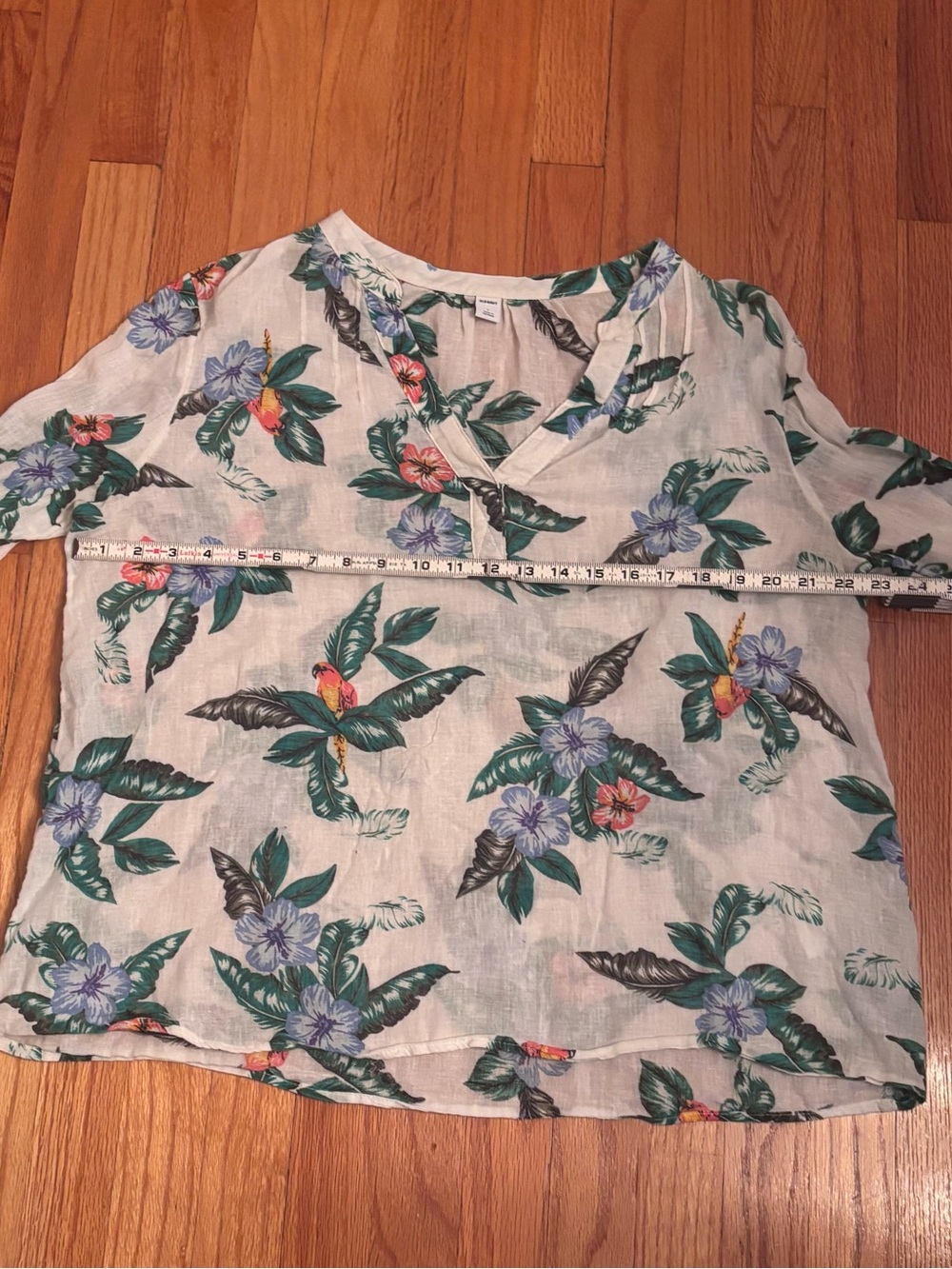 Old Navy Linen Blend Tropical Floral Print Blouse Tie Sleeve Size Large Top - Picture 8 of 9